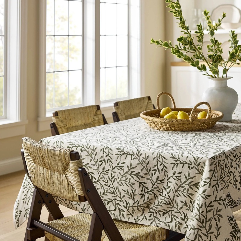 104″x60″ Green Leaf Tablecloth